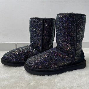 UGG #1105390 Women's Purple Black Classic Sparkle Short Cosmos Boots Size 7